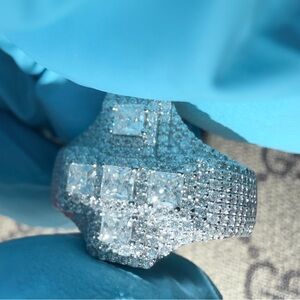 MOISSANITE
Solid 925 SILVER 3.00CTW